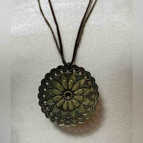 Brown Suede Cord & Chain Necklace Medallion Pendant gold tone enamel fall witchy - Picture 5 of 5